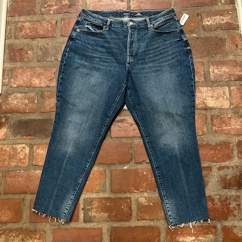 Old Navy NWT Curvy OG Straight Jeans Size 18